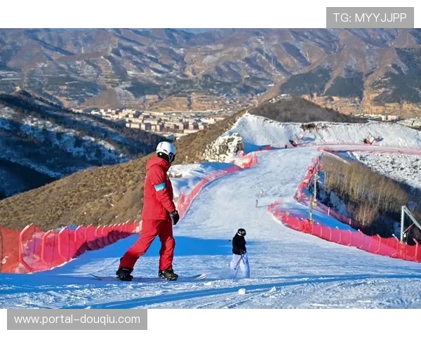 河北崇礼开启新雪季,冬奥场地助力冰雪旅游升温 河北崇礼开启新雪季,冬奥场地助力冰雪旅游升温